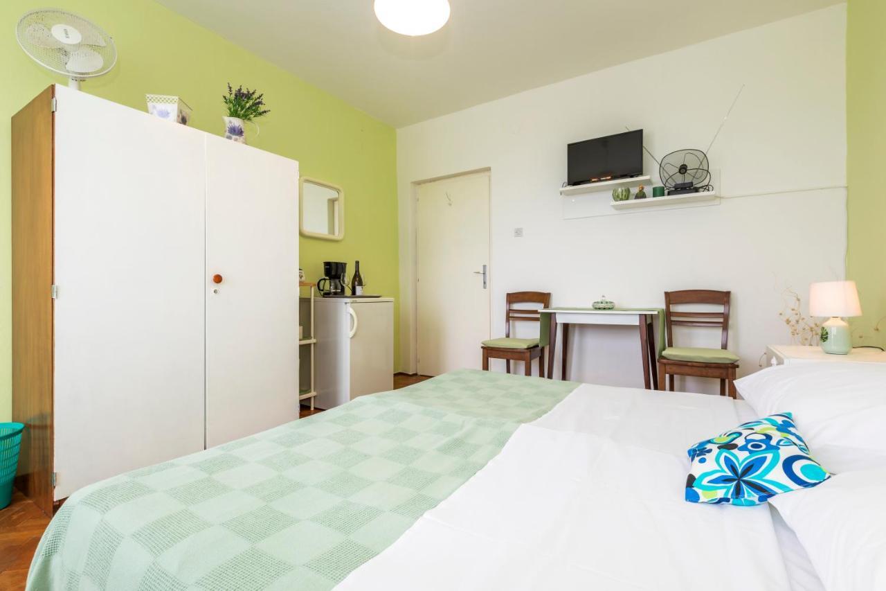 مالي لوشينغْ Muzic Budget Double Room المظهر الخارجي الصورة
