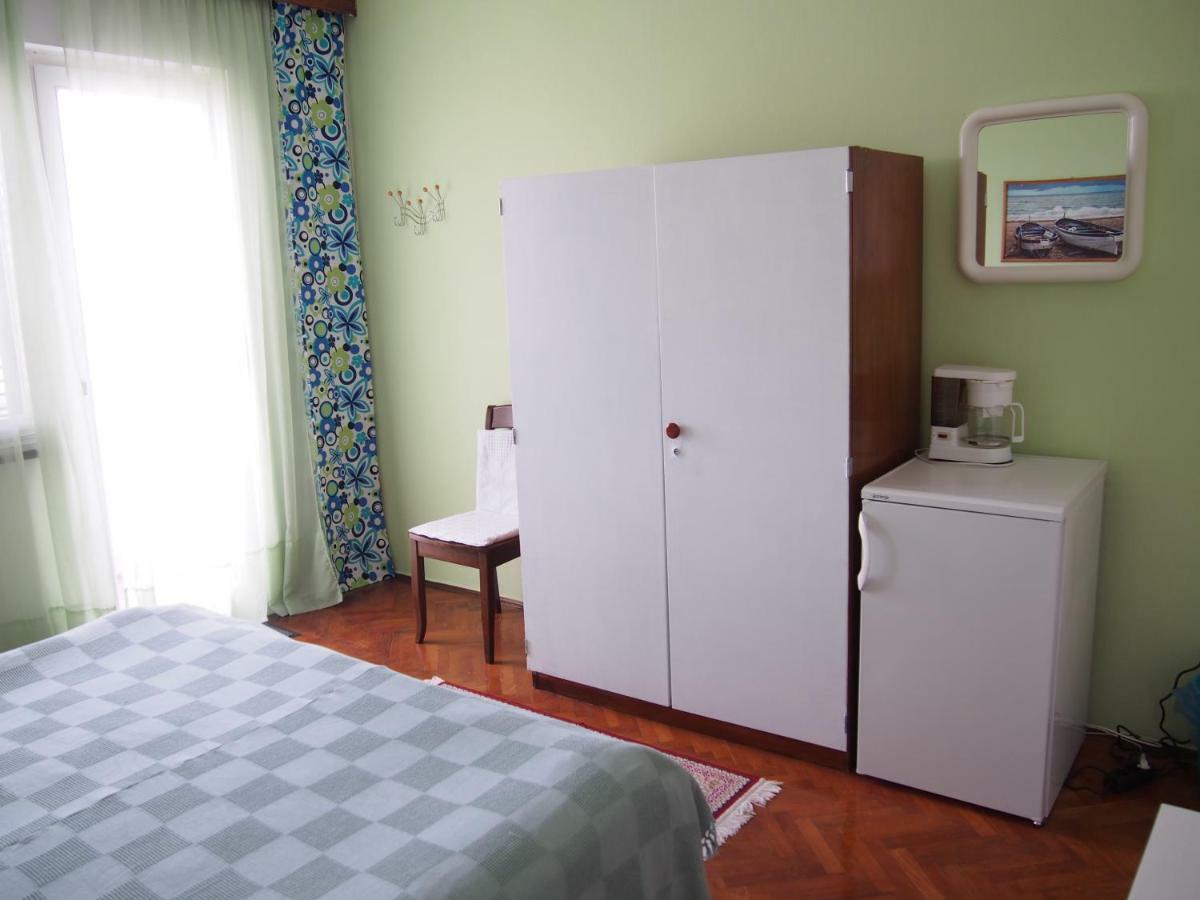 مالي لوشينغْ Muzic Budget Double Room المظهر الخارجي الصورة
