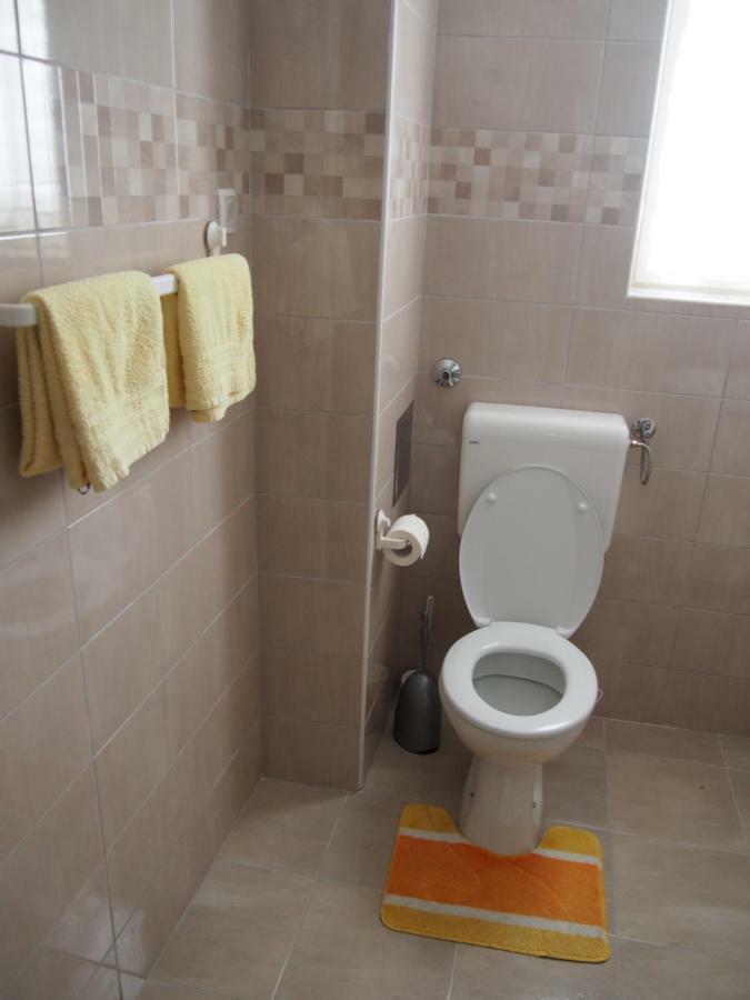 مالي لوشينغْ Muzic Budget Double Room المظهر الخارجي الصورة