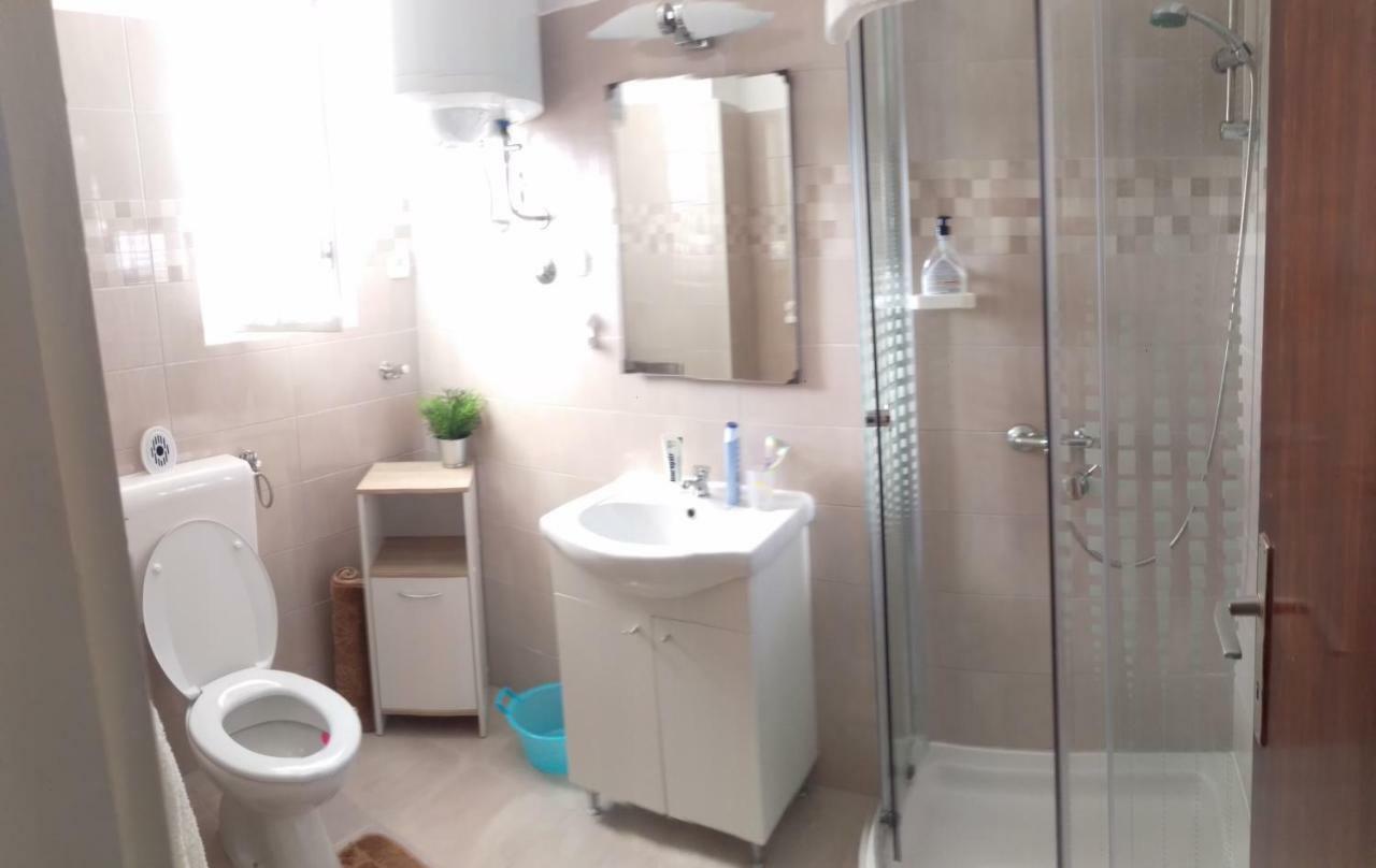 مالي لوشينغْ Muzic Budget Double Room المظهر الخارجي الصورة